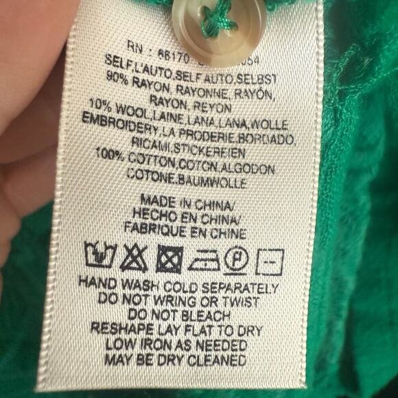 ANTHROPOLOGIE AKEMI + KIN Green Eyelet Floral Tunic Button Up Blouse Beachy Sz S - Picture 9 of 11